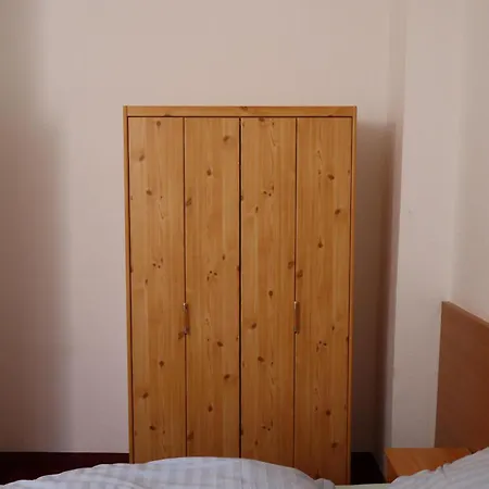 Appartement 3 *